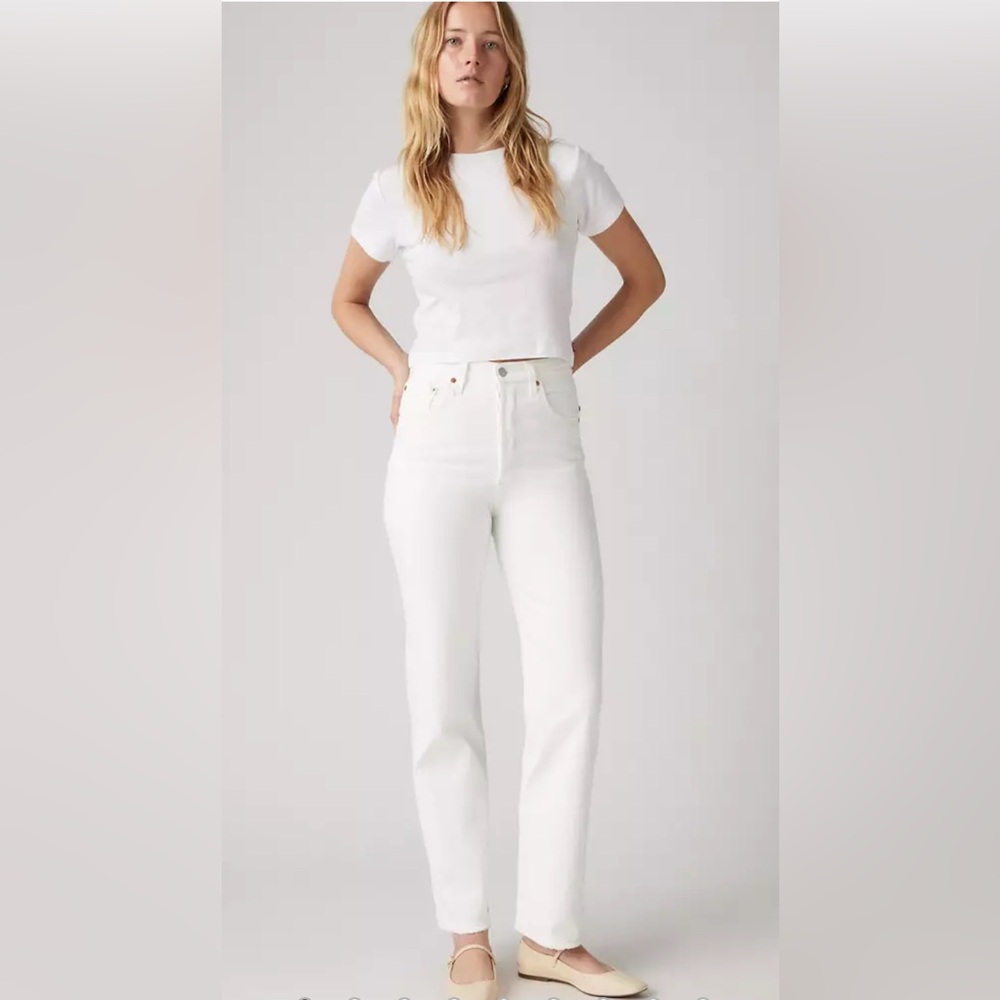 LEVI’S white Ribcage Straight Ankle 5 pocket jeans